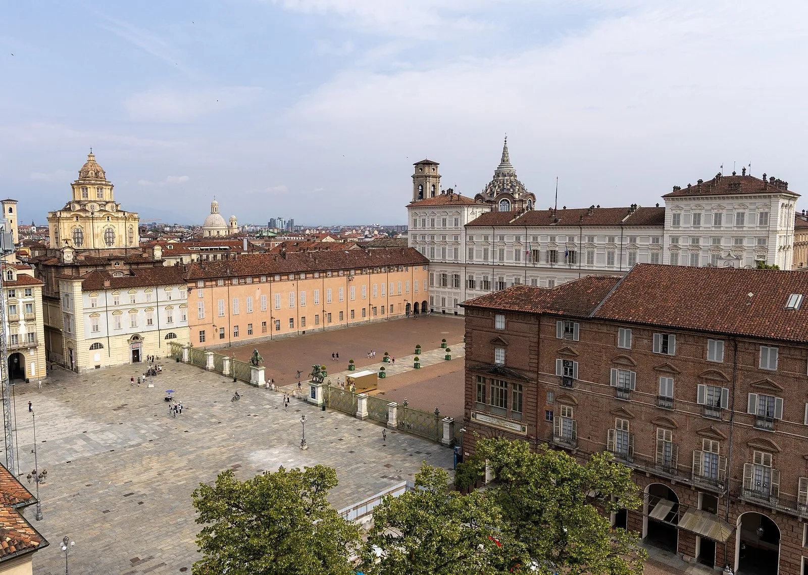 Piazza Castello e la Piazzetta Reale di Torino dall'alto